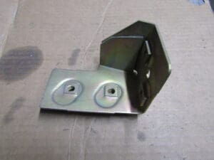 60701752 STAFFA SUPPORTO SX PARAURTI ANTERIORE  ALFA ALFETTA GIULIETTA NUOVO ORIGINALE