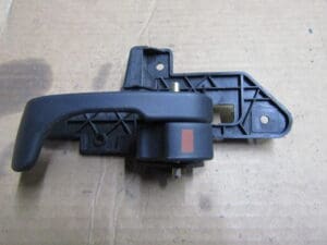 150104061 MANIGLIA PORTA ANTERIORE SX ALFA 145 146 NUOVO ORIGINALE