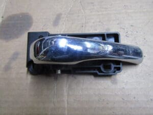 156016996 MANIGLIA PORTA POSTERIORE DX ALFA 156 NUOVO ORIGINALE