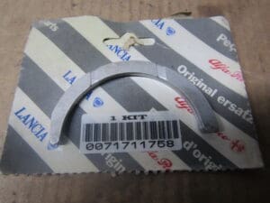 71711758 SEMI ANELLO 159 166  GIULIETTA GT SPIDER BRERA NUOVO ORIGINALE