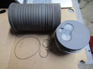 60742178 KIT CANNA E PISTONE ALFA 33 1.9 NUOVO ORIGINALE