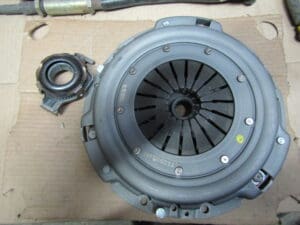 60778254  KIT FRIZIONE ALFA 164 2.0 TS NUOVO ORIGINALE