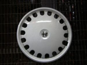 161162801500 COPRI CERCHIO ALFA 75 D14″  NUOVO ORIGINALE