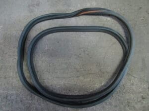 60586978 GUARNIZIONE GIROPORTA POSTERIORE DX ALFA 164 NUOVO ORIGINALE