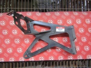 46809477 LAMIERATO SUPPORTO SCAMBIATORE DI CALORE ALFA 147 GT NUOVO ORIGINALE