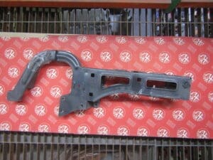 60618411 LAMIERATO SUPPORTO MENSOLA PARAFANGO SX ALFA 156 NUOVO ORIGINALE