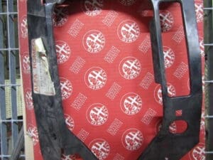 16212500690 LAMIERATO SUPPORTO FARO  ALFA 75   NUOVO ORIGINALE