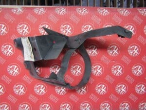 60610553  LAMIERATO STAFFA RECUPRO VAPORI ALFA 145 146 BOXER NUOVO ORIGINALE