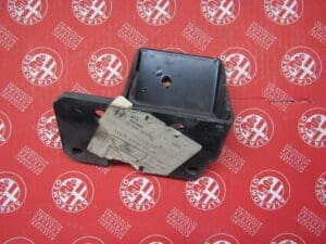 11676010850300 LAMIERATO SUPPORTO RIVESTIMENTO POSTERIORE SX ALFA 164 NUOVO ORIGINALE