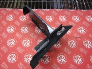60601186  LAMIERATO OSSATURA ANTERIORE CENTRALE DX ALFA 166 NUOVO ORIGINALE