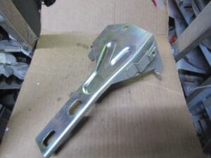 60538894 STAFFA SINISTRA PARAURTI ANTERIORE ALFA 33 NUOVO ORIGINALE