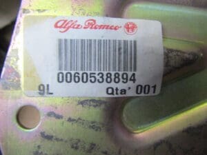 60538894 STAFFA SINISTRA PARAURTI ANTERIORE ALFA 33 NUOVO ORIGINALE