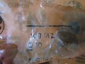 109142 MOLLETTA FERMO ALFASUD ALFA 33 NUOVO ORIGINALE