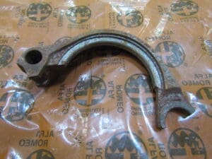 60521161  FORCELLA CAMBIO 5° RM  ALFA  ALFETTA GIULIETTA 75 NUOVO ORIGINALE
