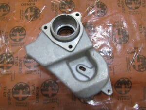 60608909 SUPPORTO TENDICINGHIA TESTA CILINDRI ALFA 145 146 147 156 166 GTV NUOVO ORIGINALE