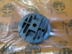 60615207 GHIERA BLOCCO RUOTA SCORTA ALFA GTV SPIDER NUOVO ORIGINALE