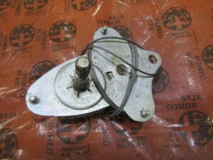 807217 ALZAVETRO POST DX ALFETTA NUOVO ORIGINALE