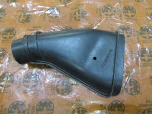 11655504031000 CONVOGLIATORE ALFETTA NUOVO ORIGINALE