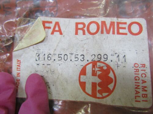 116505329911 SPESSORE REGISTRO PORTA COFANO ALFA ALFETTA GIULIETTA NUOVO ORIGINALE - immagine 3