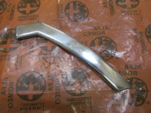 108988  MODANATURA ESTERNA CROMATA ALFASUD NUOVO ORIGINALE