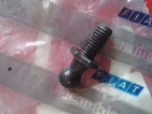 46533725 PERNO M8 PUNTELLO PORTA POSTERIORE ALFA 145 146 156 159 166 SW NUOVO ORIGINALE