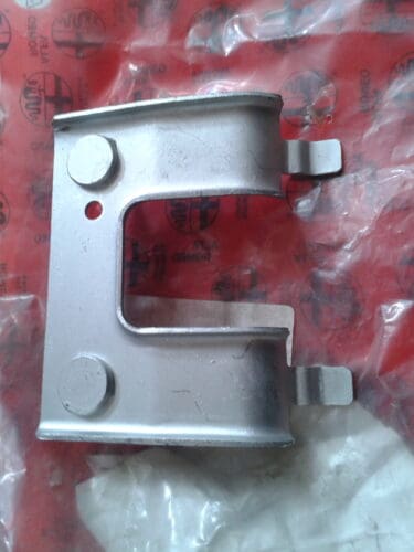 60654643 STAFFA SERVOSTERZO ALFA 156 NUOVO ORIGINALE