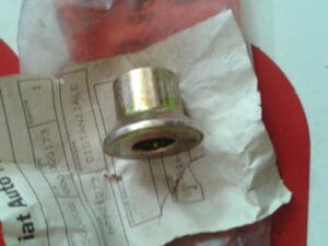 60521272 DISTANZIALE SOSPENSIONE ANTERIORE ALFA 75 NUOVO ORIGINALE