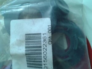 156022361  BOTTONE TAPPETI ALFA 166 NUOVO ORIGINALE