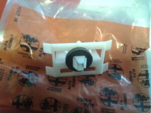 60593404 MOLLETTA CLIP MODANATURA ESTERNA ALFA 145 NUOVO ORIGINALE