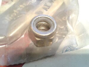 15503821 DADO SOSPENSIONE ANTERIORE ALFA 145 146 155 GTV SPIDER NUOVO ORIGINALE