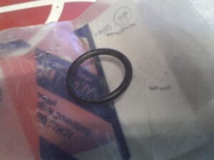 7792371 GUARNIZIONE TUBO COPERCHIO PUNTERIE ALFA 75 1.6 / 164 166 3.0 NUOVO ORIGINALE
