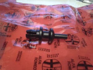 60503497 BOTTONE RIVESTIMENTI POSTERIORI ALFA 33 NUOVO ORIGINALE