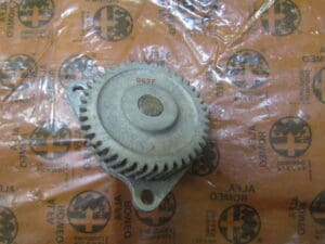 90512366a POMPA OLIO ALFA ALFETTA 75 164 MOTORI VM NUOVO ORIGINALE