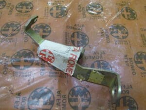 109770 SUPPORTO ALFASUD ALFA 33 NUOVO ORIGINALE