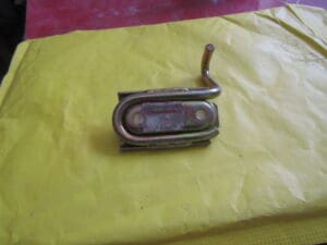 60505765 GANCIO SPORTELLO BAULE ALFA 33 SW NUOVO ORIGINALE